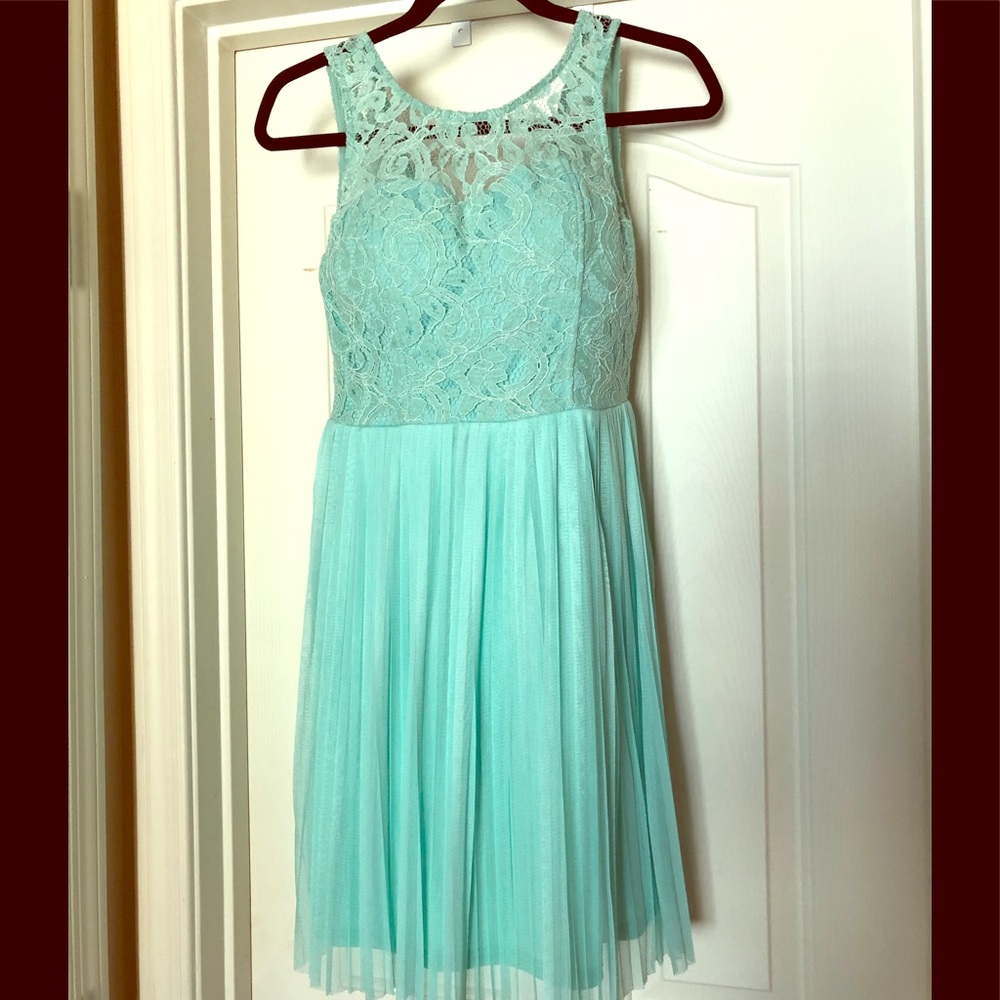 ModCloth mint green lace dress